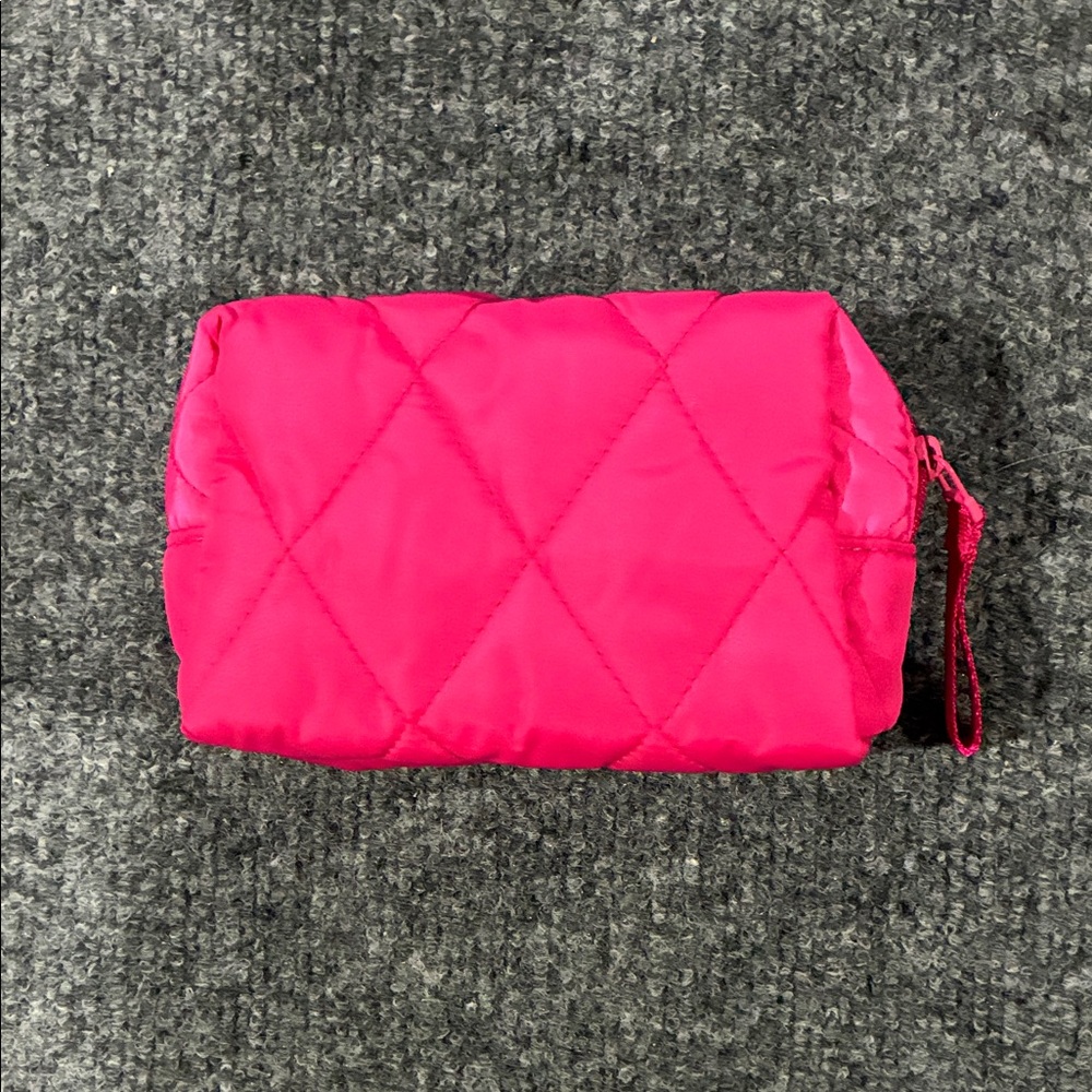 🌻 2/$25 - Vera Bradley PEACOCK PINK Quilted Cosmetic Bag NWT